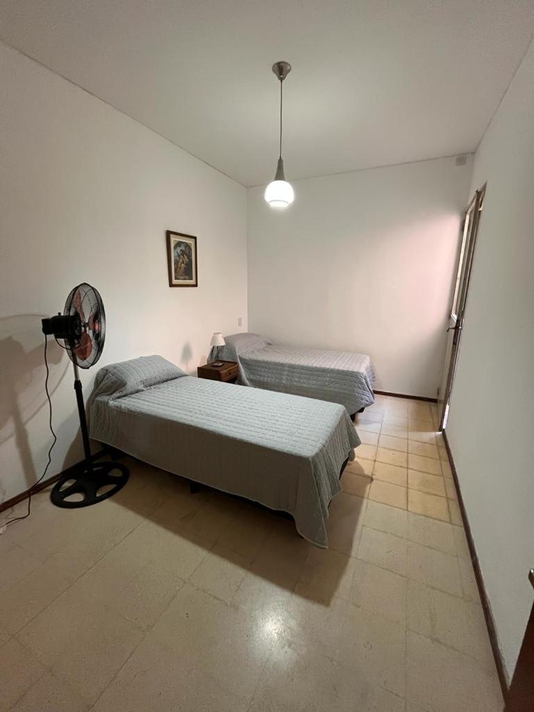 Casa Amplia Y Comoda 2 Hasta 8 Huespedes En Pleno Centro De San Rafael *